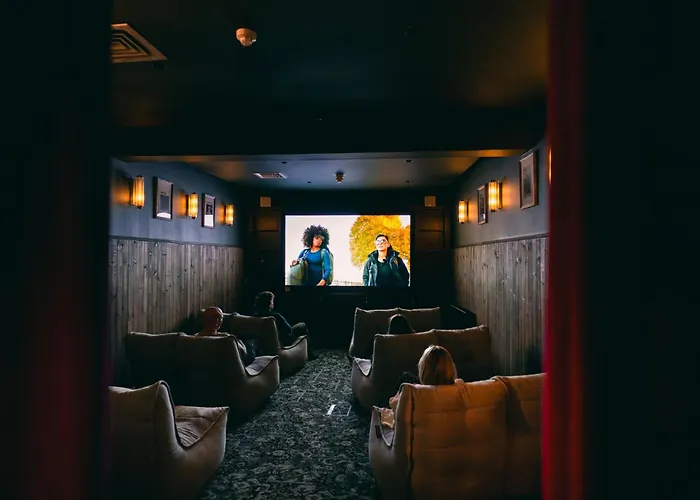 Code - The Court, Edinburgh Hostel